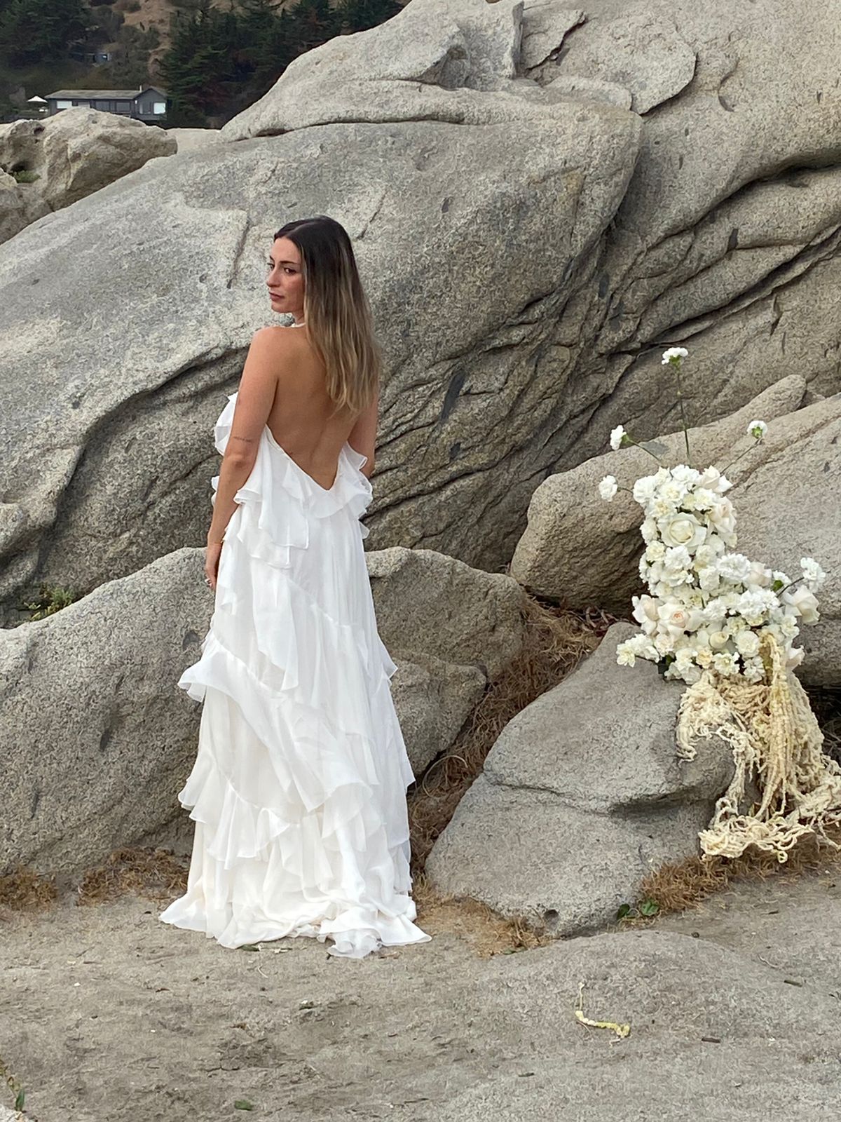 Susurros de Sal: Romance a la Orilla del Mundo - Decoración de matrimonios en Santiago - SJB Decoarte